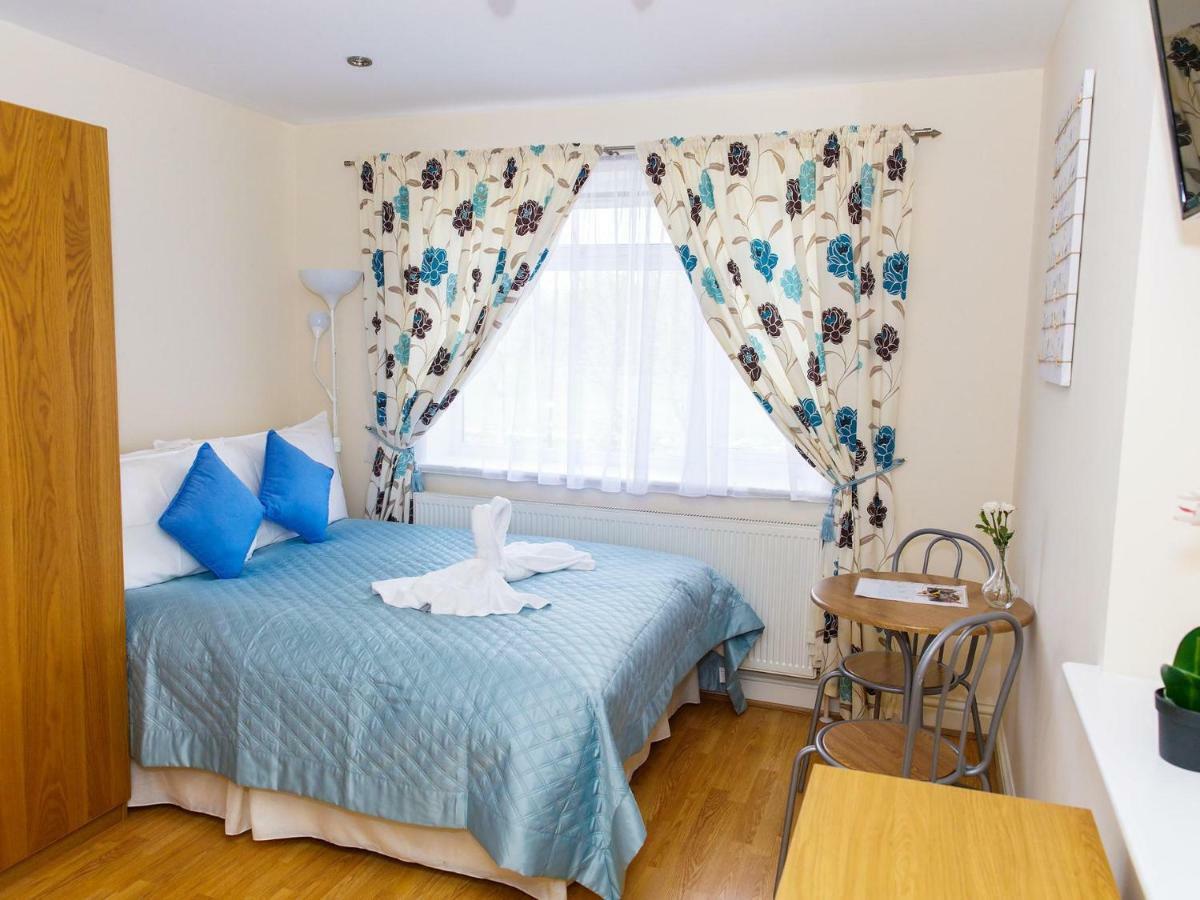 Mandeville Rooms Northolt  외부 사진