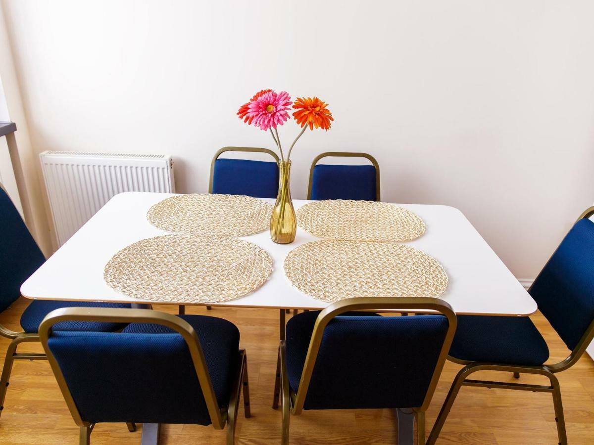 Mandeville Rooms Northolt  객실 사진