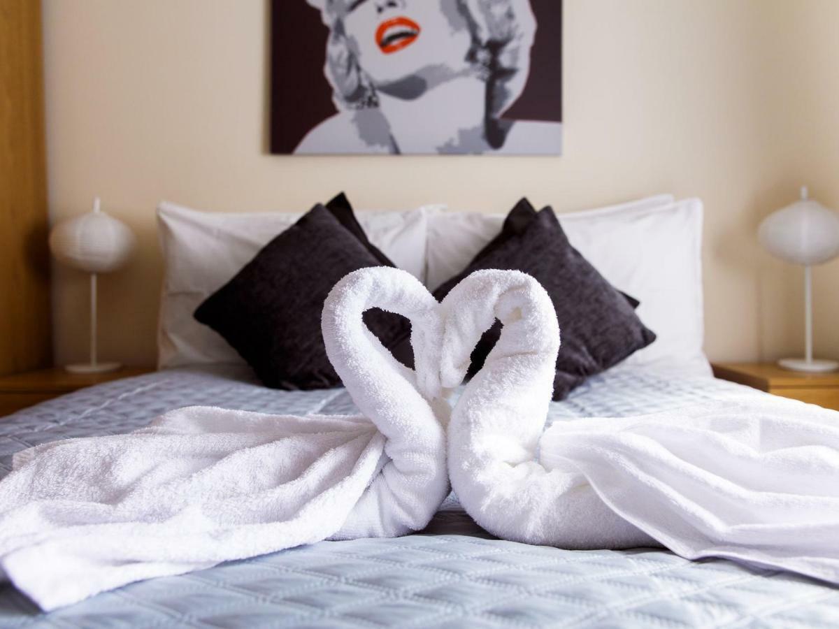 Mandeville Rooms Northolt  객실 사진